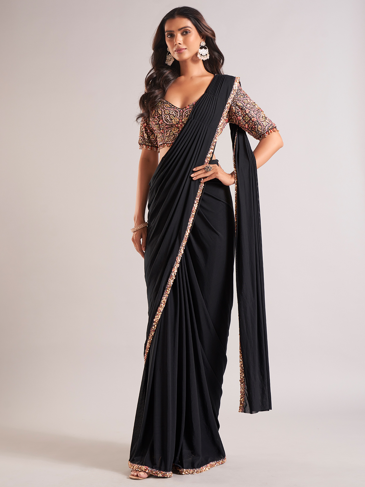 Modern New Classy Clip and top Go Sari