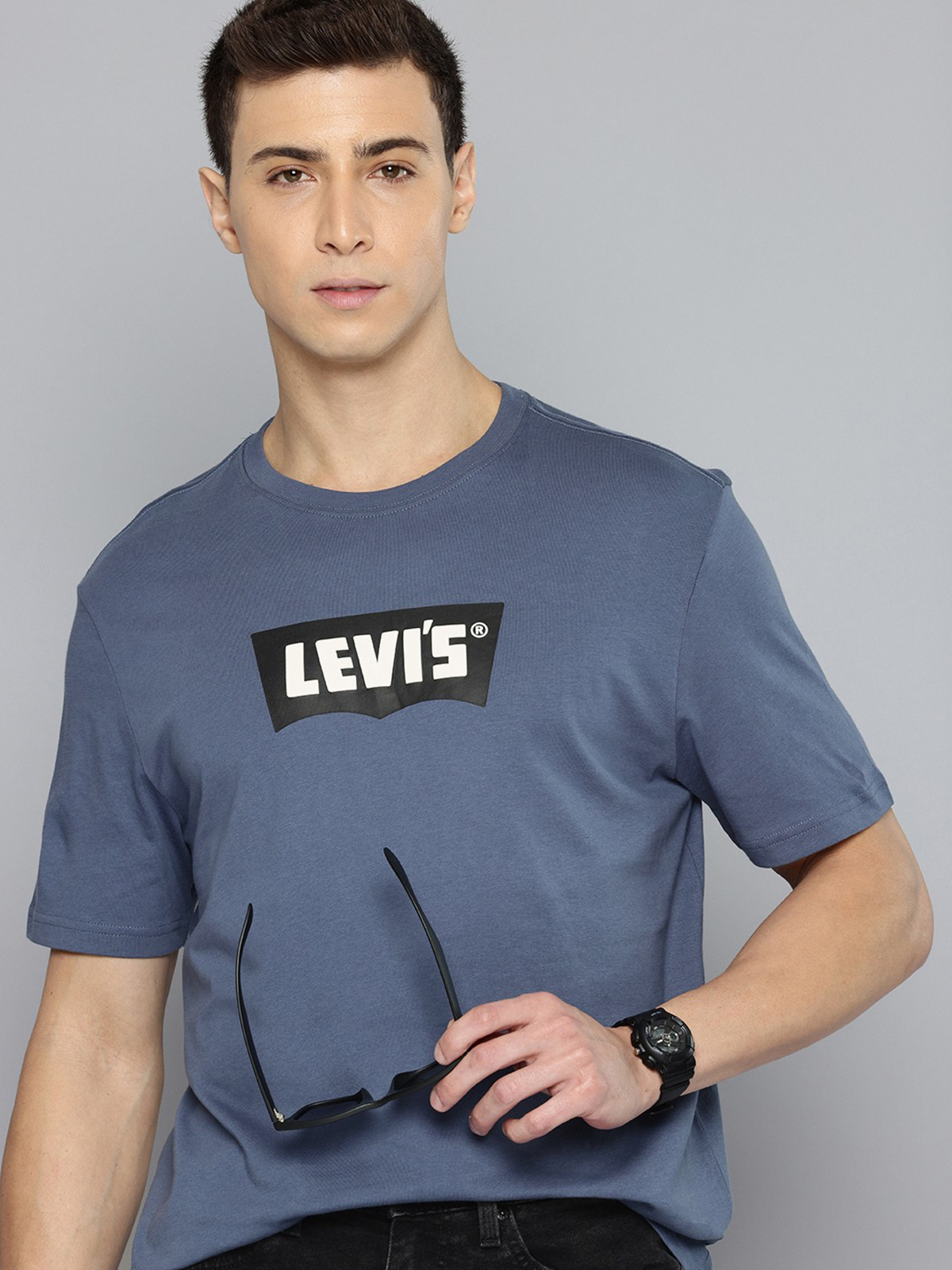 Levis - Buy Men's Shirts, T-shirt, Jeans, Trouser online