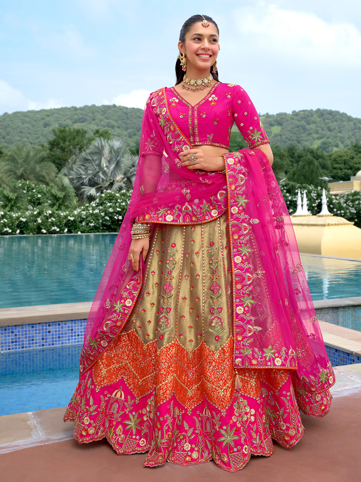 pavo real magenta chaniya choli