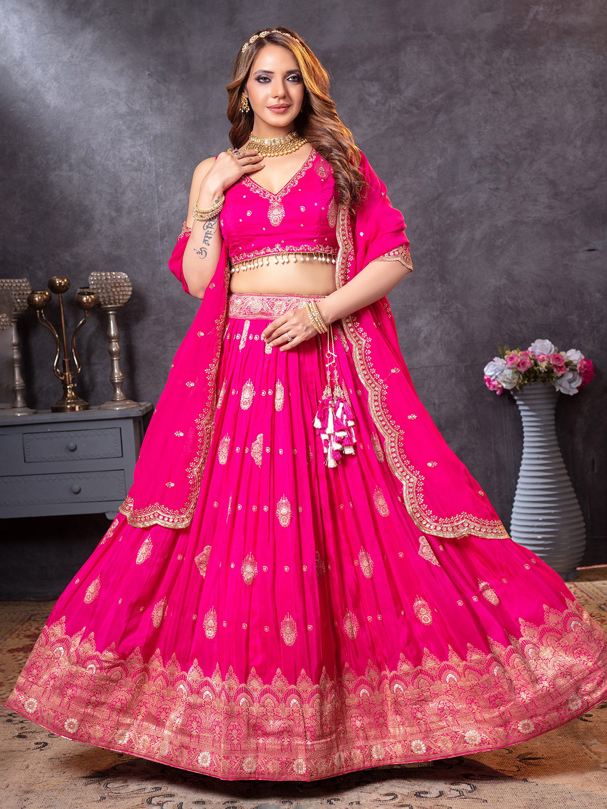 pavo real magenta chaniya choli
